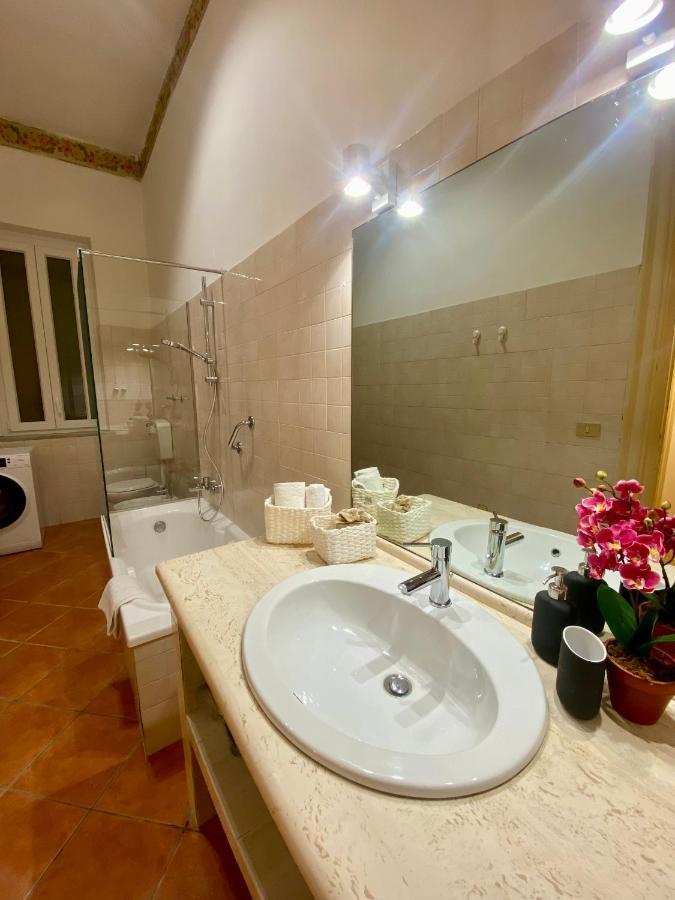 Urban Poet Retreat - Casa Di Vincenzo E Andrea 2 Apartman Palermo Kültér fotó