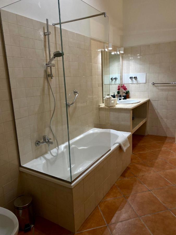 Urban Poet Retreat - Casa Di Vincenzo E Andrea 2 Apartman Palermo Kültér fotó