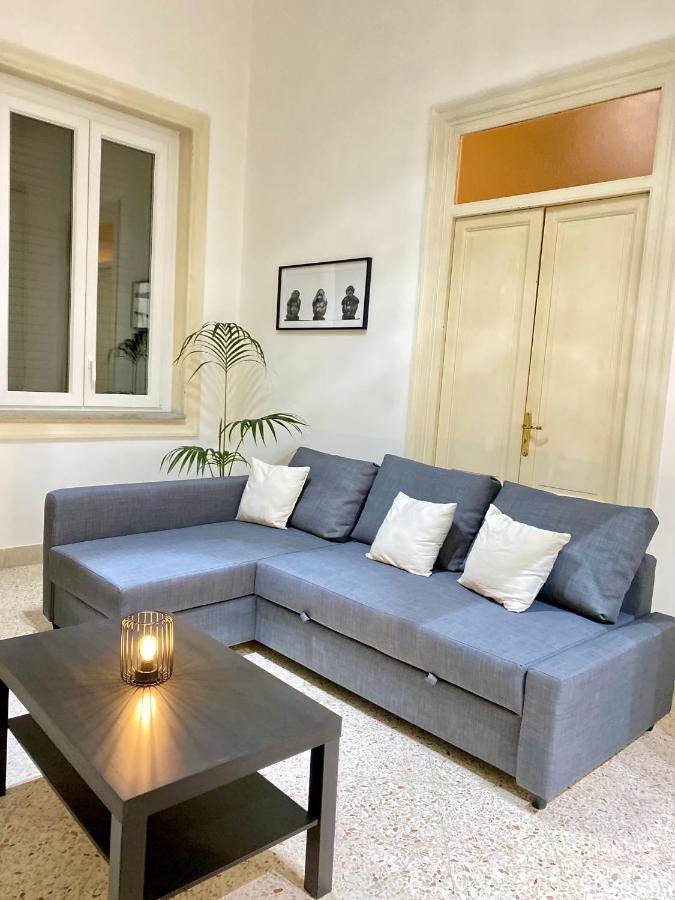 Urban Poet Retreat - Casa Di Vincenzo E Andrea 2 Apartman Palermo Kültér fotó